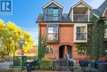 39 Wascana Ave, Toronto, Ontario M5A 1V6, 2 Bedrooms Bedrooms, 9 Rooms Rooms,3 BathroomsBathrooms,All Houses,Sold,Wascana,C9767775