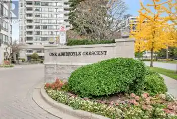 1 Aberfoyle Cres Unit# 2210, Toronto, Ontario M8X 2X8, 2 Bedrooms Bedrooms, 6 Rooms Rooms,2 BathroomsBathrooms,Condo,Sold,Aberfoyle,W9768704