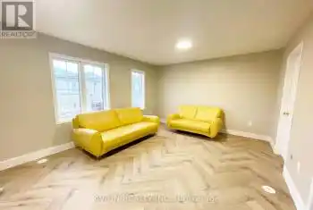59 Oakmoor Lane Unit# Coach H, Markham, Ontario L6B 0P1, 4 Rooms Rooms,1 BathroomBathrooms,All Houses,Rented,Oakmoor,N9768381