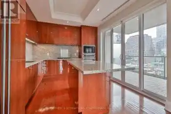 80 Yorkville Ave Unit# 802, Toronto, Ontario M5R 2C2, 2 Bedrooms Bedrooms, 6 Rooms Rooms,3 BathroomsBathrooms,Condo,Rented,Yorkville,C9826852