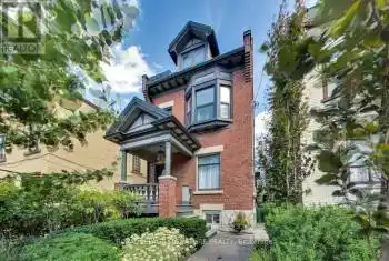 359 Clinton St Unit# Bsmt, Toronto, Ontario M6G 2Y7, 1 Bedroom Bedrooms, 2 Rooms Rooms,1 BathroomBathrooms,All Houses,Rented,Clinton,C10223575