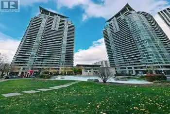 33 Elm Dr Unit# 305, Mississauga, Ontario L5B 4M2, 1 Bedroom Bedrooms, 4 Rooms Rooms,1 BathroomBathrooms,Condo,Sold,Elm,W10404938