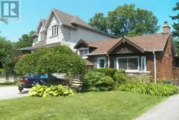 85 Yonge Blvd, Toronto, Ontario M5M 3G8, 3 Bedrooms Bedrooms, 7 Rooms Rooms,2 BathroomsBathrooms,All Houses,Sold,Yonge,C10407957
