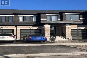 44 Keenan St, Kawartha Lakes, Ontario K9V 6C2, 3 Bedrooms Bedrooms, 6 Rooms Rooms,3 BathroomsBathrooms,All Houses,Rented,Keenan,X10411345
