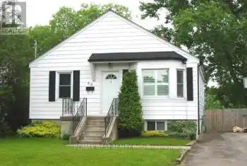 56 Amiens Rd, Toronto, Ontario M1E 3S8, 2 Bedrooms Bedrooms, 5 Rooms Rooms,2 BathroomsBathrooms,All Houses,Sold,Amiens,E10410958