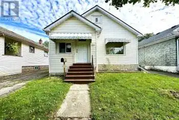 210 Lake St, St. Catharines, Ontario L2R 5Z1, 2 Bedrooms Bedrooms, 6 Rooms Rooms,1 BathroomBathrooms,All Houses,Sold,Lake,X10414162