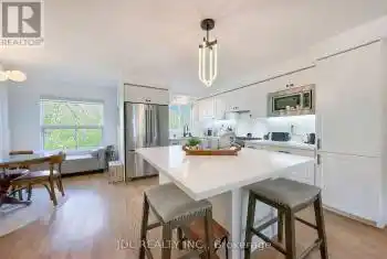 95 Weldrick Rd Unit# 17, Richmond Hill, Ontario L4C 0H6, 3 Bedrooms Bedrooms, 8 Rooms Rooms,4 BathroomsBathrooms,All Houses,Sold,Weldrick,N10416028