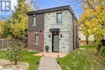57 Renown Rd Unit# Garden, Toronto, Ontario M9A 2E6, 2 Bedrooms Bedrooms, 5 Rooms Rooms,3 BathroomsBathrooms,All Houses,Rented,Renown,W10416154