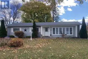 3 Green Glade Crt, Innisfil, Ontario L9S 1P3, 2 Bedrooms Bedrooms, 8 Rooms Rooms,2 BathroomsBathrooms,All Houses,Sold,Green Glade,N10416267