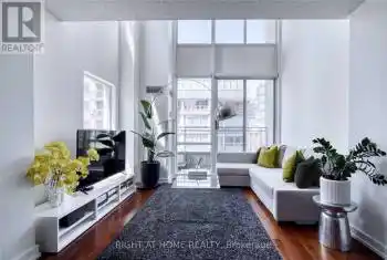 77 Lombard St Unit# 701, Toronto, Ontario M5C 3E1, 1 Bedroom Bedrooms, 5 Rooms Rooms,2 BathroomsBathrooms,Condo,Rented,Lombard,27640148