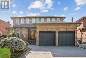 17 Dowling Circ, Markham, Ontario L3R 8R5, 4 Bedrooms Bedrooms, 11 Rooms Rooms,3 BathroomsBathrooms,All Houses,Sold,Dowling,N10424627