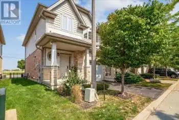 7 Lakelawn Rd Unit# 4, Grimsby, Ontario L3M 0E9, 3 Bedrooms Bedrooms, 7 Rooms Rooms,3 BathroomsBathrooms,All Houses,Rented,Lakelawn,X10426541