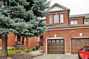 169 Denise Circ, Newmarket, Ontario L3X 2K1, 3 Bedrooms Bedrooms, 8 Rooms Rooms,3 BathroomsBathrooms,All Houses,Sold,Denise,N10425943