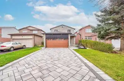 7 Constellation Crescent Richmond Hill (Observatory) Ontario L4C8J8