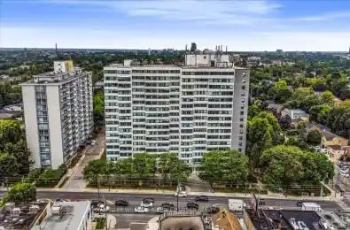 3000 Bathurst Street Unit# 1401 Toronto (Englemount-Lawrence) Ontario 