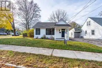113 Pleasant Ave, Kitchener, Ontario N2M 4A7, 2 Bedrooms Bedrooms, 6 Rooms Rooms,1 BathroomBathrooms,All Houses,Sold,Pleasant,X10432406