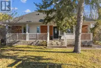 128 Queen St, Newmarket, Ontario L3Y 2E8, 2 Bedrooms Bedrooms, 6 Rooms Rooms,2 BathroomsBathrooms,All Houses,Sold,Queen,N10432909