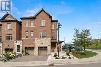 130 Gordon Circ, Newmarket, Ontario L3Y 0C9, 3 Bedrooms Bedrooms, 3 Rooms Rooms,4 BathroomsBathrooms,All Houses,Sold,Gordon,N10433644