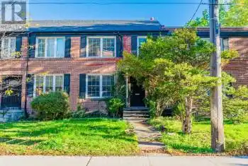 32 Oxton Ave, Toronto, Ontario M5P 1L9, 3 Bedrooms Bedrooms, 6 Rooms Rooms,2 BathroomsBathrooms,All Houses,Rented,Oxton,C10441479