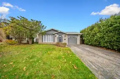 203 Mccraney Street Oakville (College Park) Ontario L6H1H8