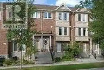 10 Dahlia Rd, Markham, Ontario L3T 7T8, 3 Bedrooms Bedrooms, 7 Rooms Rooms,4 BathroomsBathrooms,All Houses,Rented,Dahlia,N10884885