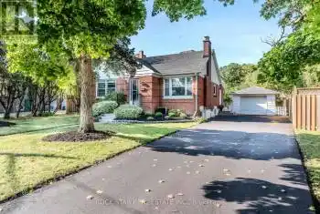 29 Crescent Rd, Oakville, Ontario L6K 1W3, 3 Bedrooms Bedrooms, 5 Rooms Rooms,2 BathroomsBathrooms,All Houses,Sold,Crescent,W9374453