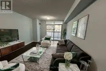 816 Lansdowne Ave Unit# 112, Toronto, Ontario M6H 4K6, 1 Bedroom Bedrooms, 5 Rooms Rooms,1 BathroomBathrooms,Condo,Rented,Lansdowne,W11446234