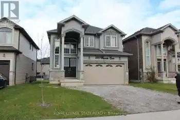 250 Nashville Circ, Hamilton, Ontario L8G 5H4, 3 Bedrooms Bedrooms, 9 Rooms Rooms,3 BathroomsBathrooms,All Houses,Sold,Nashville,X11527092