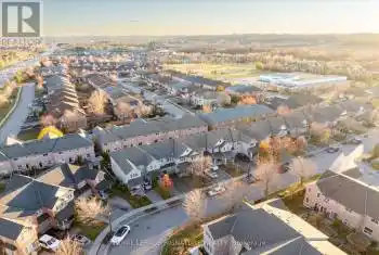 92 coleridge Dr, Newmarket, Ontario L3X 2T5, 3 Bedrooms Bedrooms, 11 Rooms Rooms,4 BathroomsBathrooms,All Houses,Sold,coleridge,N11667078