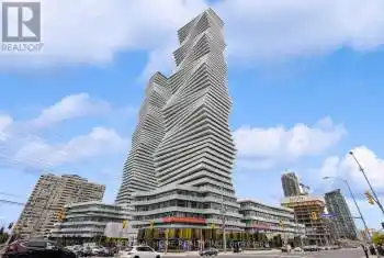 3900 Confederation Pkwy Unit# 1306, Mississauga, Ontario L5B 0M3, 1 Bedroom Bedrooms, 2 Rooms Rooms,1 BathroomBathrooms,Condo,Sold,Confederation,W11821227