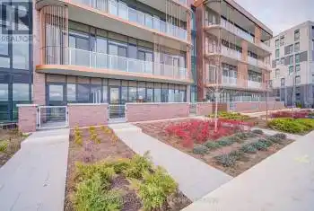 220 Missinnihe Way Unit# 105, Mississauga, Ontario L5H 0A9, 4 Bedrooms Bedrooms, 7 Rooms Rooms,3 BathroomsBathrooms,All Houses,Rented,Missinnihe,W11824386