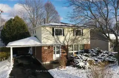 845 SUNSET Boulevard Woodstock Ontario N4S4A4