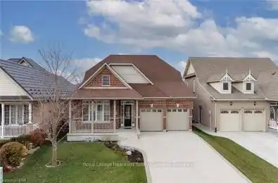 8 MACPHERSON Avenue Huron East (Egmondville) Ontario N0K1W0