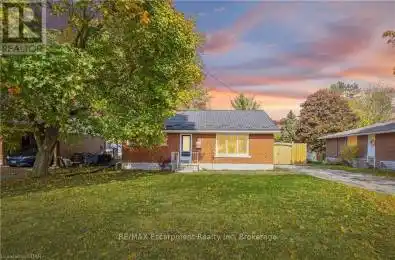 342 SMITH STREET Wellington North (Arthur) Ontario N0G1A0
