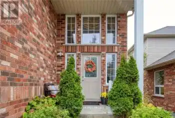 7 WASHBURN Dr, Guelph, Ontario N1E 0B4, 3 Bedrooms Bedrooms, 11 Rooms Rooms,3 BathroomsBathrooms,All Houses,Sold,WASHBURN,X11879898