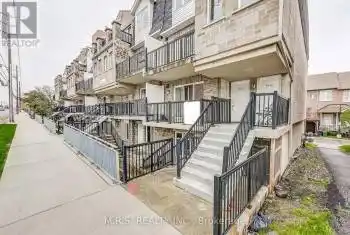 3025 Finch Ave Unit# 2038, Toronto, Ontario M9M 0A2, 4 Bedrooms Bedrooms, 6 Rooms Rooms,3 BathroomsBathrooms,All Houses,Sold,Finch,W11880890