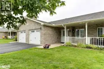 38 CLOVER Cres, Wasaga Beach, Ontario L9Z 0G4, 2 Bedrooms Bedrooms, 8 Rooms Rooms,2 BathroomsBathrooms,All Houses,Sold,CLOVER,S10438201