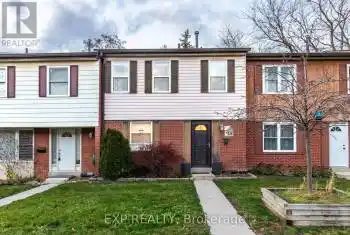 2825 Gananoque Dr Unit# 41, Mississauga, Ontario L5N 1V6, 3 Bedrooms Bedrooms, 6 Rooms Rooms,3 BathroomsBathrooms,All Houses,Sold,Gananoque,W11196137