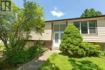 3337 Rhonda Valy, Mississauga, Ontario L5A 3G2, 3 Bedrooms Bedrooms, 6 Rooms Rooms,2 BathroomsBathrooms,All Houses,Sold,Rhonda,W11881968