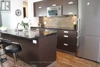 88 Park Lawn Rd Unit# 1807, Toronto, Ontario M8Y 0B5, 2 Bedrooms Bedrooms, 6 Rooms Rooms,2 BathroomsBathrooms,Condo,Rented,Park Lawn,W11883476