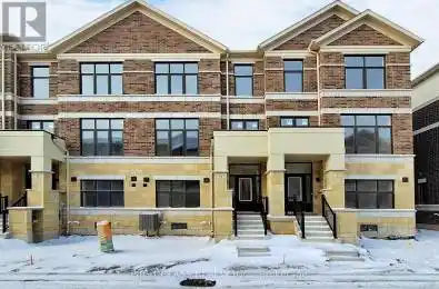 28 Kahshe Lane Richmond Hill Ontario L4S1N4