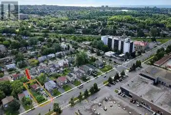 777 Birchmount Rd, Toronto, Ontario M1K 1R7, 2 Bedrooms Bedrooms, 5 Rooms Rooms,2 BathroomsBathrooms,All Houses,Sold,Birchmount,E11885963
