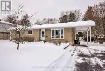 93 Jamieson Cres, Oro-Medonte, Ontario L3V 6H8, 3 Bedrooms Bedrooms, 6 Rooms Rooms,1 BathroomBathrooms,All Houses,Sold,Jamieson,S11886309