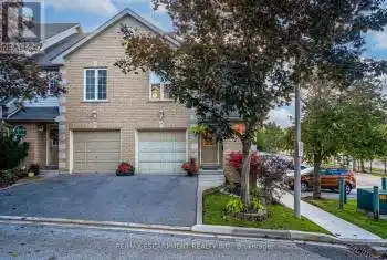 31 Moss Blvd Unit# 17, Hamilton, Ontario L9H 7A6, 3 Bedrooms Bedrooms, 7 Rooms Rooms,3 BathroomsBathrooms,All Houses,Sold,Moss,X11886574