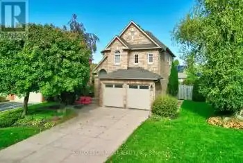 143 Valmont St, Hamilton, Ontario L9G 4Z9, 4 Bedrooms Bedrooms, 8 Rooms Rooms,3 BathroomsBathrooms,All Houses,Sold,Valmont,27727204