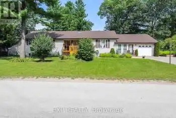 225 39th St, Wasaga Beach, Ontario L9A 1S3, 2 Bedrooms Bedrooms, 12 Rooms Rooms,3 BathroomsBathrooms,All Houses,Sold,39th,S10405797