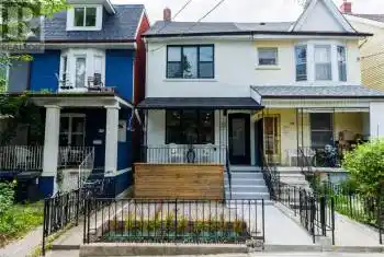 152 BELLWOODS Ave, Toronto, Ontario M6J 2P4, 3 Bedrooms Bedrooms, 6 Rooms Rooms,2 BathroomsBathrooms,All Houses,Rented,BELLWOODS,C11889392