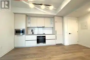 10 Graphophone Grve Unit# 2103, Toronto, Ontario M6H 0E5, 1 Bedroom Bedrooms, 5 Rooms Rooms,1 BathroomBathrooms,Condo,Rented,Graphophone,W11890929