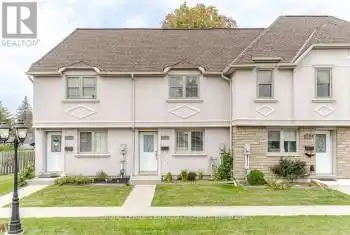55 Blandford St Unit# 2, Woodstock, Ontario N4S 7H7, 3 Bedrooms Bedrooms, 6 Rooms Rooms,2 BathroomsBathrooms,All Houses,Rented,Blandford,X11891060