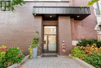 2 Bellefair Ave Unit# 306, Toronto, Ontario M4L 3T8, 1 Bedroom Bedrooms, 4 Rooms Rooms,1 BathroomBathrooms,Condo,Sold,Bellefair,E11892966
